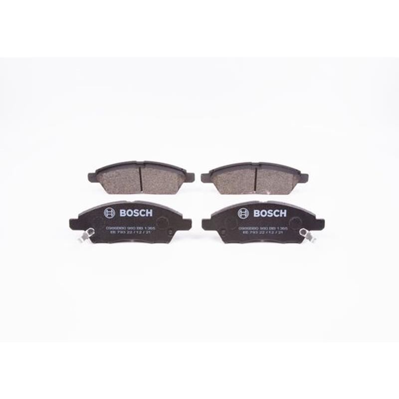 PASTILLAS DE FRENO DELANTERAS NEW BLUE NISSAN MARCH VERSA 1.6 SEMIMETALICA FMSI D1592
